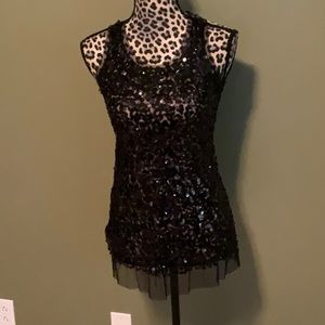 Set of shear tank tops